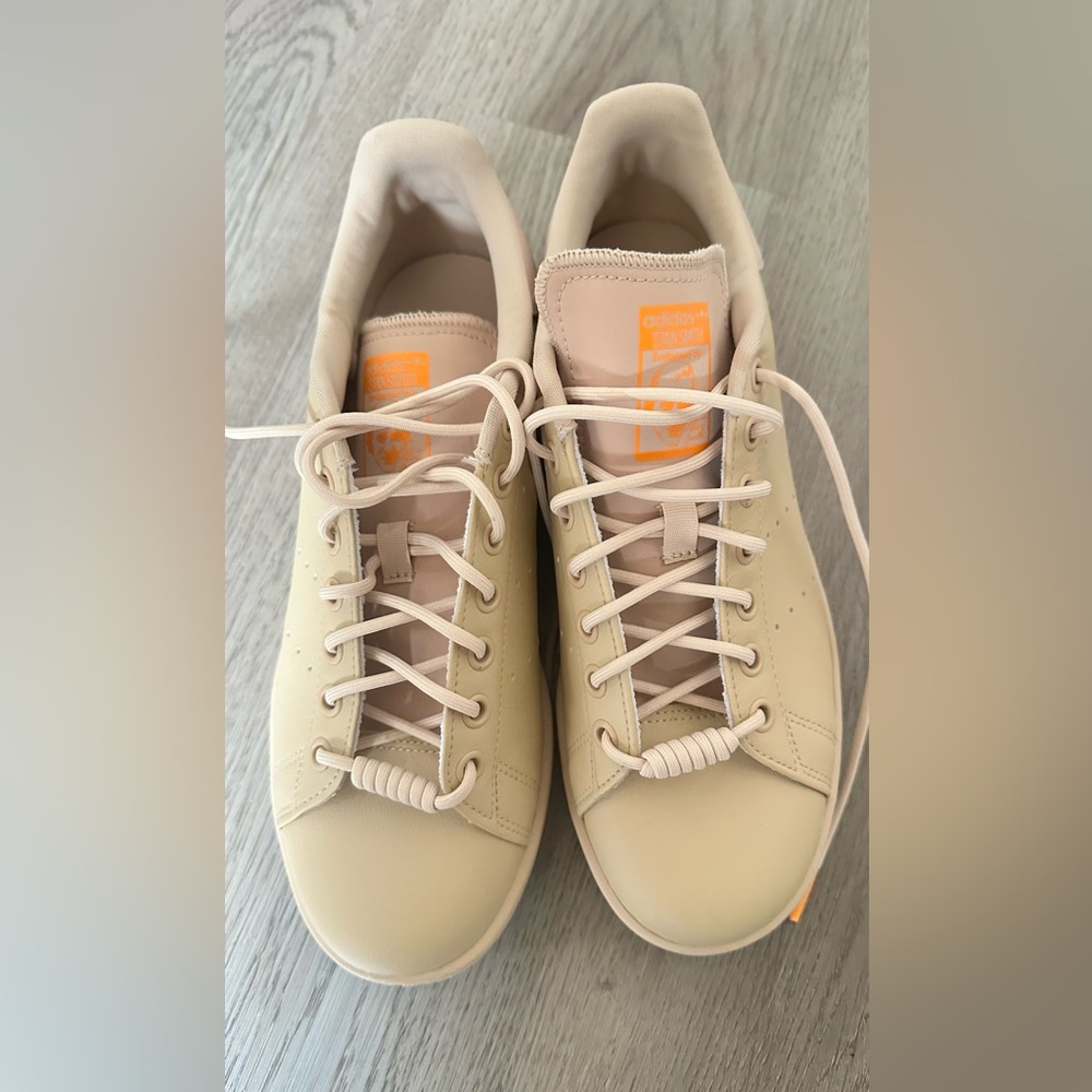 Adidas Stan Smith Light Tan Sneakers